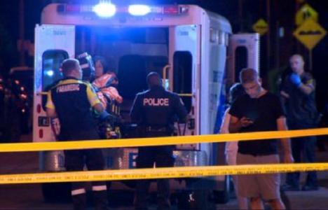 O femeie ucisă şi alţi 13 răniţi în cartierul Greektown la Toronto; poliţia nu exclude un atac terorist