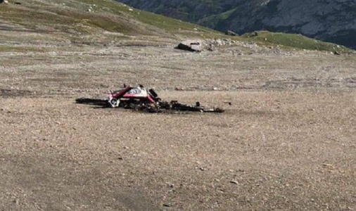 Douăzeci de morţi în urma prăbuşirii unui avion de epocă în Alpii elveţieni, anunţă poliţia