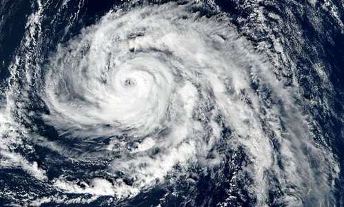 Uraganul Florence a fost retrogradat la categoria 3