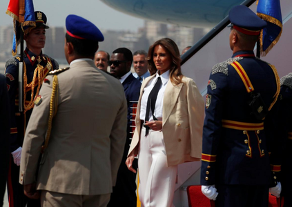 Melania Trump îşi încheie sâmbătă, în Egipt, turneul african