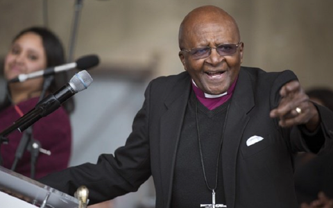 Desmond Tutu, externat în urma unei internări în vederea efectuării unor examene