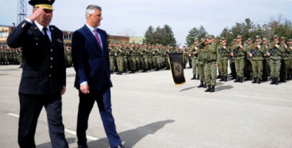 Parlamentul kosovar aprobă în prima lectură un pachet de legi care vizează să înfiinţeze o armată naţională