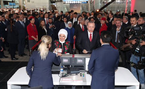 Erdogan inaugurează la Istanbul viitorul ”cel mai mare aeroport din lume”