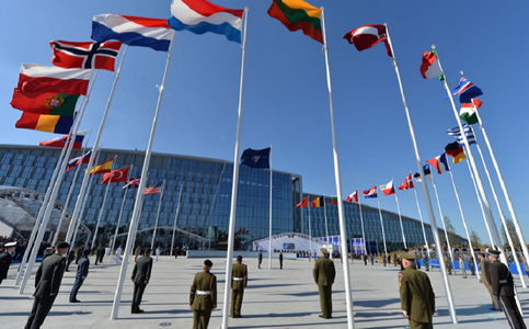 Reuniune a Consiliului NATO-Rusia în vederea evitării unei curse a înarmării în Europa