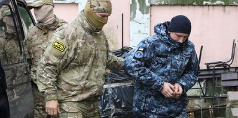UPDATE - Doisprezece marinari ucraineni încarceraţi în Crimeea pe o perioadă de două luni, în urma incidentului armat ruso-ucrainean de la Marea Neagră