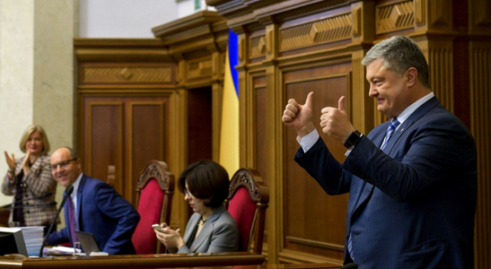 Poroşenko îl acuză pe Putin că vrea să anexeze întreaga Ucraină