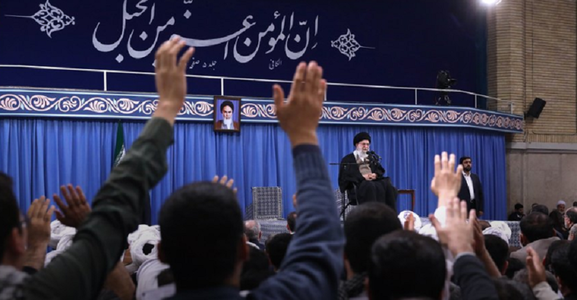 Unii oficiali americani sunt ”nişte idioţi de prima clasă”, afirmă liderul suprem iranian Ali Khamenei