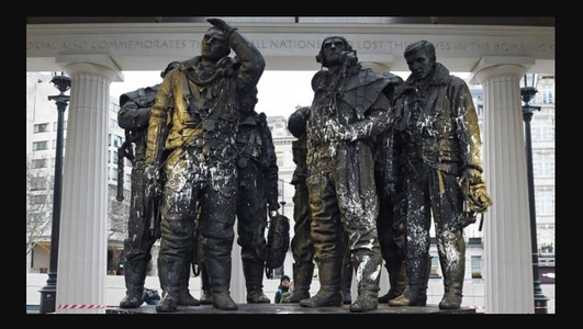 Memorialul Comandamentului de Bombardiere din Londra, vandalizat

