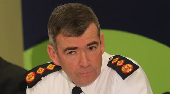 Şeful poliţiei irlandeze Drew Harris dezminte drept ”complet false” dezvăluiri despre un proiect cu privire la mobilizarea Gardai la frontiera cu Ulsterul