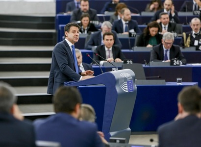 Prim-ministrul italian, în Parlamentul European: Singură, UE nu mai poate face faţă provocărilor mondiale