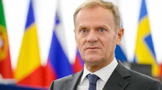 Donald Tusk dă o replică dură europarlamentarilor care l-au criticat pentru amânarea Brexitului până pe 31 octombrie

