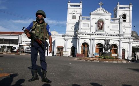 Sri Lanka: Bilanţul victimelor ajunge la 310 morţi / Ambasada SUA informează că a fost găsit un pachet suspect la o gară din capitala Colombo

