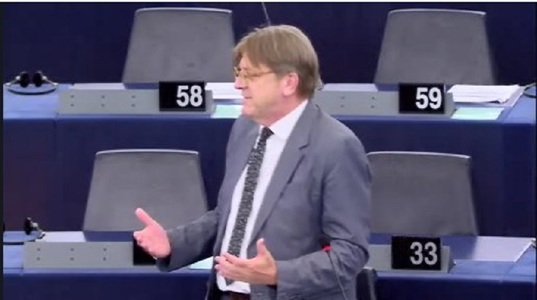 Guy Verhofstadt îl provoacă pe Matteo Salvini la o dezbatere