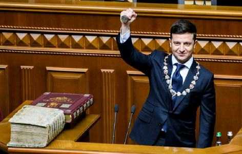 Zelenski convoacă alegeri legislative anticipate la 21 iulie