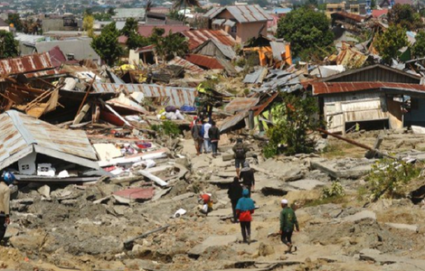Cutremur violent de magnitudinea 7,3 în larg, în estul Indoneziei, în urma unui cutremur de magnitudinea 6,1 în Papua Noua Guinee