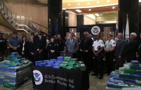 CBP confiscă aproape 20 de tone de cocaină la Philadelphia, cea mai mare cantitate de droguri confiscată în istoria de 230 de ani a instituţiei