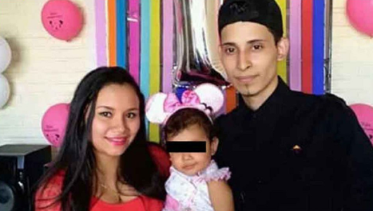 Corpurile imigrantului salvadorian Oscar Alberto Martinez şi fiicei sale Angie Valeria, înecaţi în Rio Grande la frontiera dintre Mexic şi SUA, repatriate în El Salvador