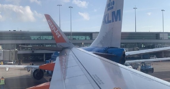 Două avioane au intrat în coliziune pe aeroportul din Amsterdam

