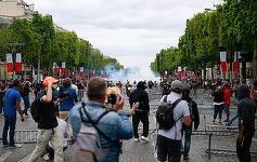 Ordinea a fost ”restabilită” pe Champs-Élysées, afirmă prefectul Poliţiei Parisului la faţa locului