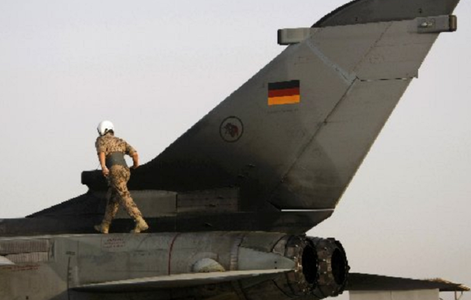 Germania îşi prelungeşte cu un an participarea la coaliţia împotriva Statului Islamic în Irak şi Siria