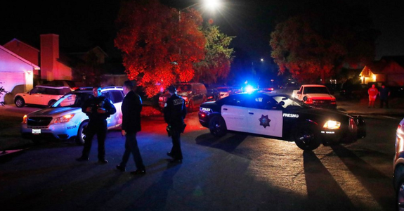 Patru morţi şi şase răniţi într-un nou ”atac armat în masă” la o reuniune de familie într-o reşedinţă din Fresno în statul american California