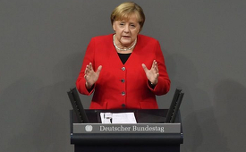 NATO este cel puţin la fel de esenţială azi ca în timpul Războiului Rece, afirmă Merkel în Bundestag şi îndeamnă la menţinerea Alianţei