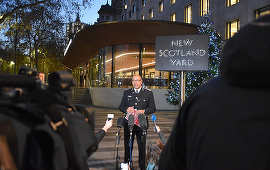 Poliţia britanică consideră incidentul de la Podul Londrei drept ”terorist”; suspectul a fost ucis de poliţişti, anunţă comisarul adjunct Neil Basu