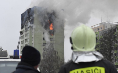 Cel puţin cinci morţi în estul Slovaciei, într-o ezplozie de gaze naturale într-un bloc de 12 etaje