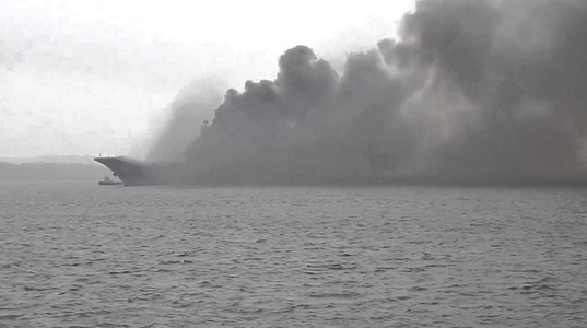UPDATE Incendiu la bordul unicului portavion rus, Amiral Kuzneţov, soldat zece răniţi, unul grav