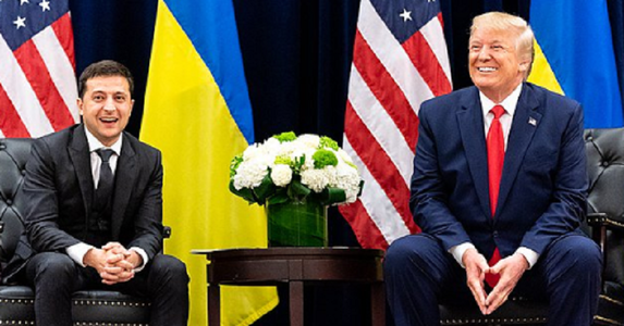 CRONOLOGIE: De la o convorbire la telefon în Ucraina, la un proces de destituire a lui Trump