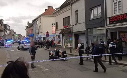 Femeie  rănită prin împuşcare de poliţie în Belgia după un atac cu cuţitul asupra unor trecători