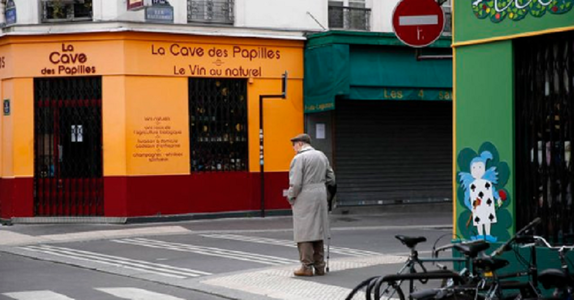 Franţa, ”oprită” de două zile din cauza coronavirusului