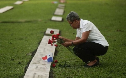 Panama a exhumat 19 cadavre în căutarea victimelor invadării ţării de către SUA din 1989