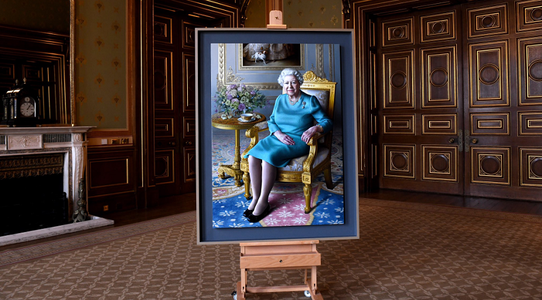 Portret al reginei Elizabeth a II-a, dezvelit la Foreign Office
