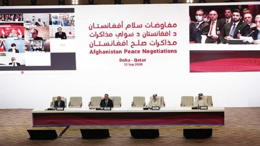 Negocierile de pace în Afganistan au debutat cu apeluri pentru încetarea focului şi drepturile femeilor