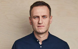 Poliţia rusă anunţă că Navalnîi era bolnav de ”pancreatită”, Narăşkin afirmă că moartea opozantului l-ar fi făcut o ”victimă sacrificată”, utilă Occidentului în vederea ”relansării mişcării de protest în Rusia”; Narîşkin, un ”imbecil”, replică Navalnîi 