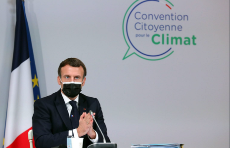 Macron vrea un referendum în vederea introducerii luptei împotriva modificărilor climatice în Constitiuţia Franţei