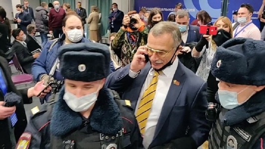 Moscova: Aproximativ 150 de persoane, inclusiv lideri ai opoziţiei, reţinute de poliţie - VIDEO