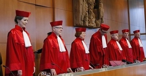 Curtea Constituţională din Germania  blochează semnarea de către preşedintele ţării a legii de ratificare a Fondului de Redresare al UE