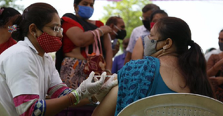 India înregistrează un bilanţ zilnic-”record” de peste 100.000 de contaminări cu noul coronavirus, un prag depăşit doar de SUA