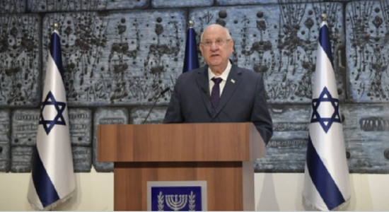 Benjamin Netanyahu, inculpat de corupţie, desemnat de către Reuven Rivlin să formeze viitorul Guvern, în pofida faptului că nu beneficiază de o susţinere suficientă în Knesset, în urma alegerilor legislative