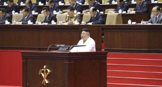 Kim Jong Un îndeamnă la un nou ”marş forţat” în vederea atenuării unei crize economice şi evocă foametea din anii '90
