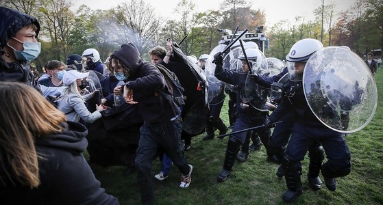 Belgia - 132 de arestări la o manifestaţie interzisă în Bruxelles