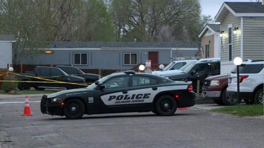 Un bărbat ucide şase persoane, la o petrecere la Colorado Springs, şi se sinucide