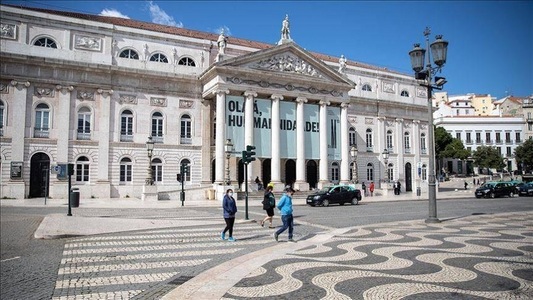 Portugalia autorizează de luni călătoriile pentru turiştii din majoritatea ţărilor europene