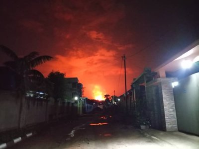 RD Congo: Oraşul Goma evacuat după erupţia vulcanului Nyiragongo - VIDEO - 