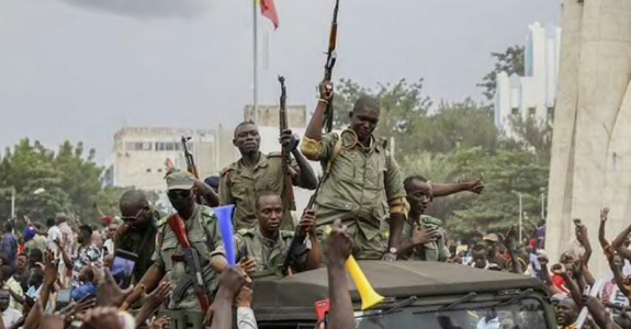 Mali, din nou în criză, după arestarea de către militari a preşedintelui Bah Ndaw şi premierului Moctar Ouane; comunitatea internaţională denunţă o ”lovitură în forţă”