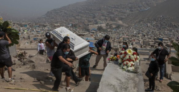 Peru devine ţara cu cel mai mare număr de morţi din cauza covid-19 din lume, după ce reevaluează bilanţul de la 69.000 la 180.000
