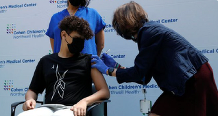 Agenţia britanică a medicamentului dă undă verde vaccinării cu vaccinul anticovid Pfizer-BioNTech a adolescenţilor cu vârsta cuprinsă între 12 şi 15 ani