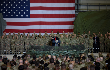 Pentagonul a retras jumătate din trupele şi echipamentele sale din Afganistan